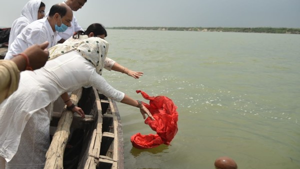 This Picture Will Leave You With A Heavy Heart This Picture Will Leave You With A Heavy Heart