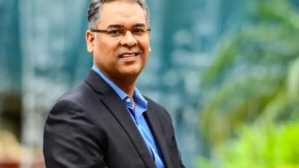 He Was Able To Go To UK Without Taking A Loan