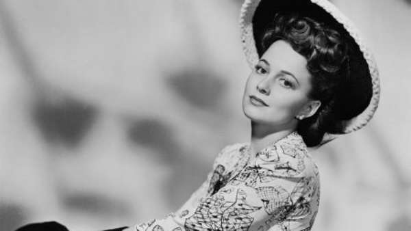 Olivia Won Oscar For Two Films As Best Actress Olivia Won Oscar For Two Films As Best Actress