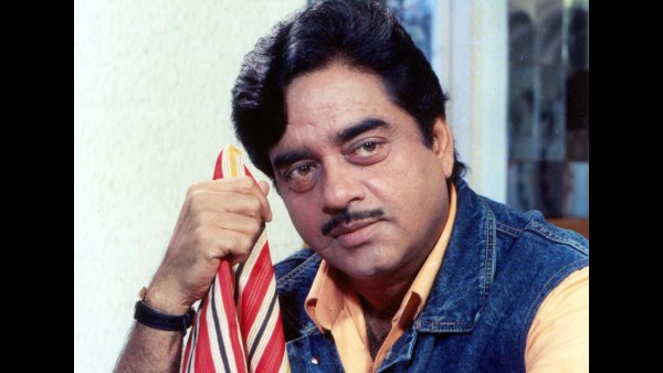 Shatrughan Sinha Lashes Out At Bollywood Bigwigs For Mocking Kangana