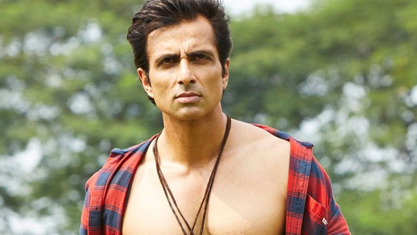 Sonu Sood's Gift To A Farmer