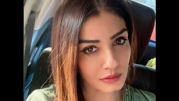 'Even The Top Most Stars Fear About Being Thrown Out Of Bollywood If Their Films Don't Work,' Says Raveena 'Even The Top Most Stars Fear About Being Thrown Out Of Bollywood If Their Films Don't Work,' Says Raveena