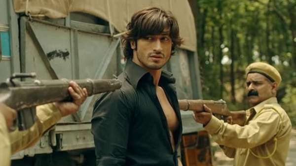 Vidyut Jammwal As Phagun Vidyut Jammwal As Phagun