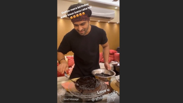 Shoaib Bakes Cake For Wife Dipika