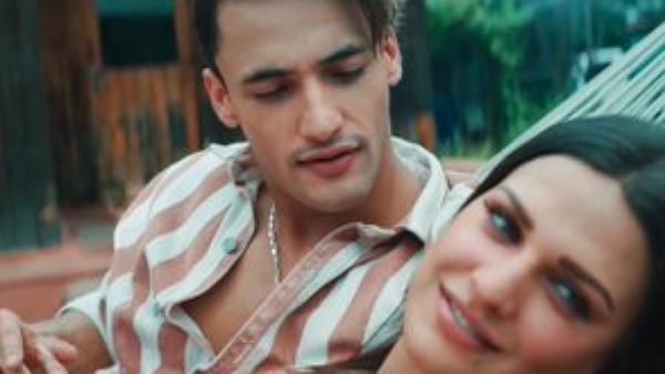 Asim-Himanshi’s Song: @realasimananshi