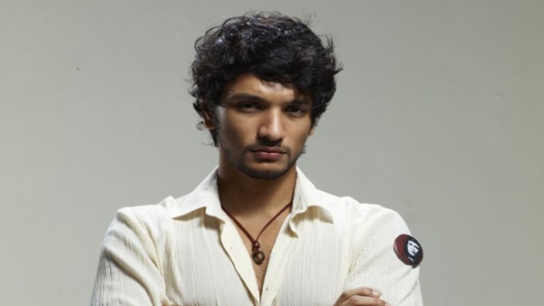 Gautham Karthik Gautham Karthik