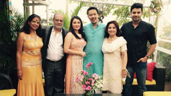 Fans Found Out Through Pooja Bedi's Tweet