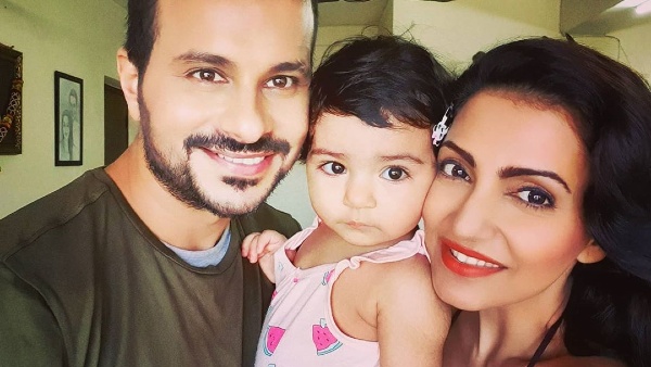 How Is She Managing Baby, Home & Work?