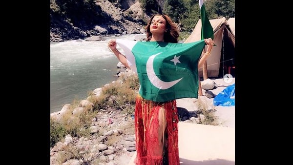 Netizens Slam Rakhi Again