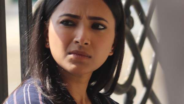 Shweta Basu On Hostages 2