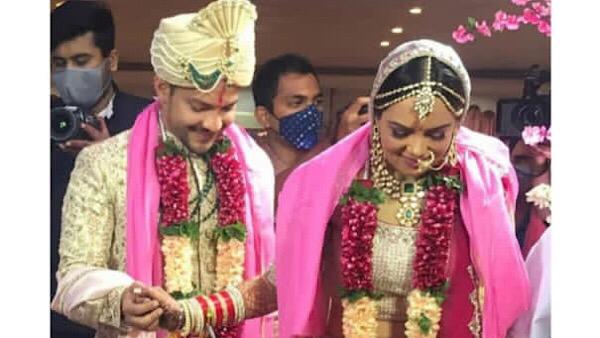 Aditya Narayan & Shweta Agarwal