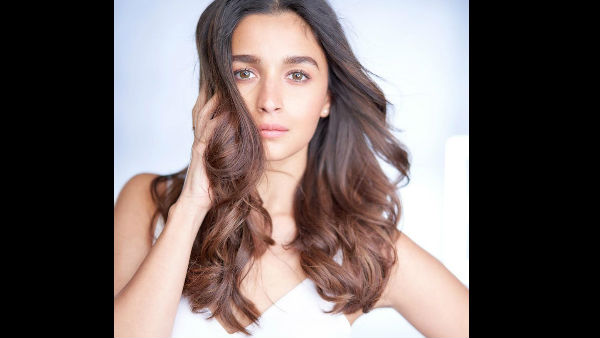 alia-bhatt-says-she-has-seen-a-lot-of-hate-and-a-little-kindness-can-take-one-a-long-way alia-bhatt-says-she-has-seen-a-lot-of-hate-and-a-little-kindness-can-take-one-a-long-way