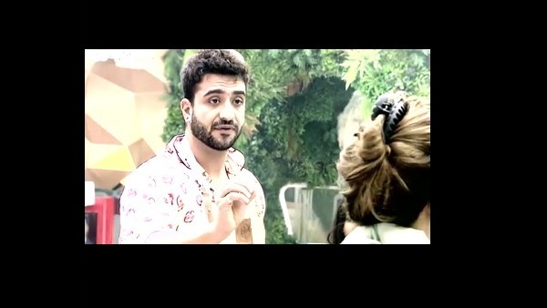 Aly, Jasmin & Rakhi Fight