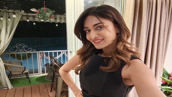 Erica Fernandes On House Decoration