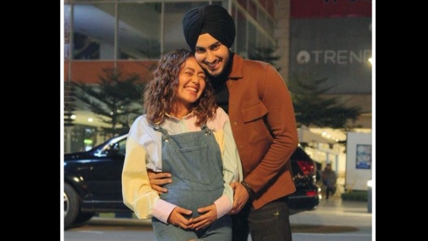 Neha Kakkar & Rohanpreet Singh Neha Kakkar & Rohanpreet Singh