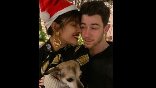 Priyanka Chopra And Nick Jonas Share Christmas Greetings With Fans Priyanka Chopra And Nick Jonas Share Christmas Greetings With Fans