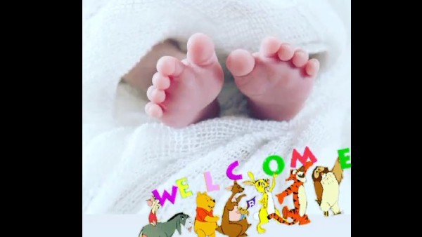 Here's The First Photo Of Anushka Sharma-Virat Kohli's Daughter Here's The First Photo Of Anushka Sharma-Virat Kohli's Daughter