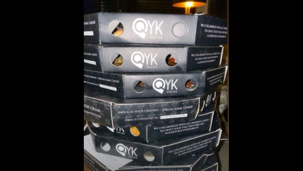 A Perfect Nightout With Pizzas And Girlfriends A Perfect Nightout With Pizzas And Girlfriends