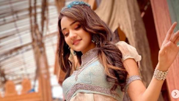 Ashi Singh Ashi Singh