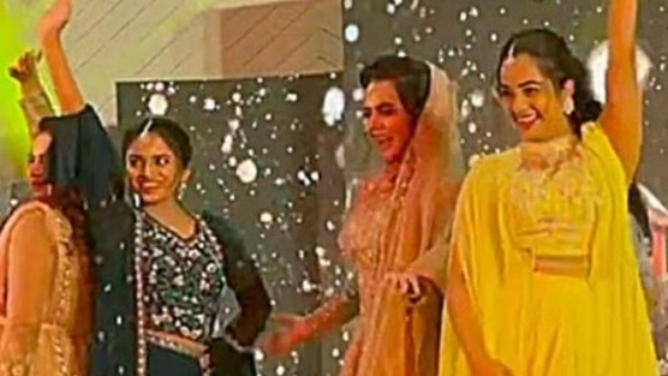 Meenakshi's Friends Circle