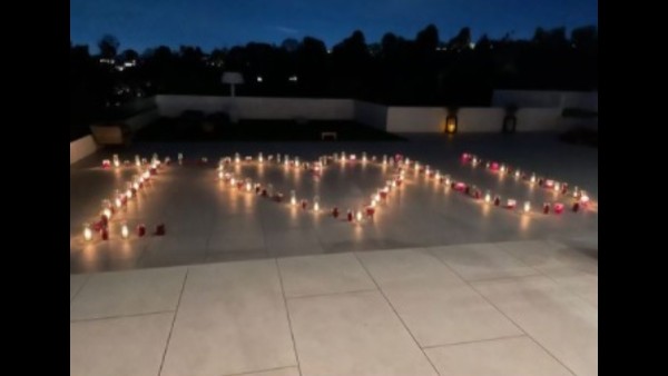 Priyanka Chopra Says 'I Love U' To Nick