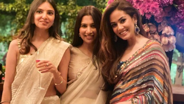 mira-rajput-kapoor-turns-into-a-gorgeous-bridesmaid-at-her-friend-wedding mira-rajput-kapoor-turns-into-a-gorgeous-bridesmaid-at-her-friend-wedding