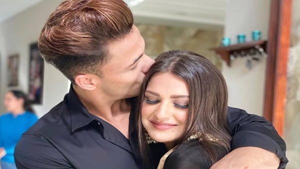Is Asim Riaz Planning To Marry GF Himanshi Khurana? Here’s What The Bigg Boss 13 Finalist Has To Say Is Asim Riaz Planning To Marry GF Himanshi Khurana? Here’s What The Bigg Boss 13 Finalist Has To Say