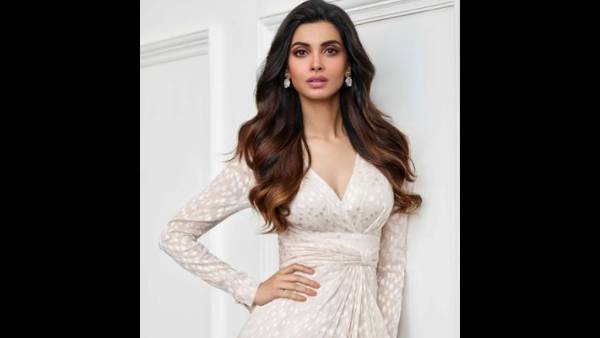 Diana-Penty Diana-Penty