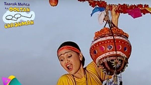 When Dayaben Fell Down While Breaking Dahi Handi When Dayaben Fell Down While Breaking Dahi Handi