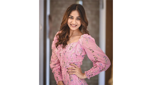 Vidhi Pandya Vidhi Pandya