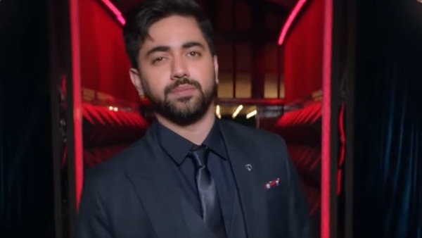 Agasthya Madly In Love With Pakhi