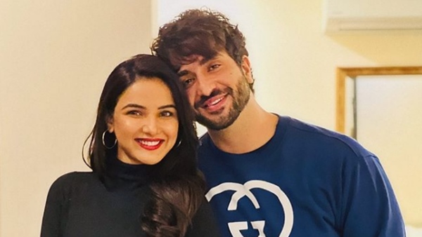 Aly Goni And Jasmin Bhasin Part Ways? The Bigg Boss 14 Finalist Breaks His Silence Aly Goni And Jasmin Bhasin Part Ways? The Bigg Boss 14 Finalist Breaks His Silence