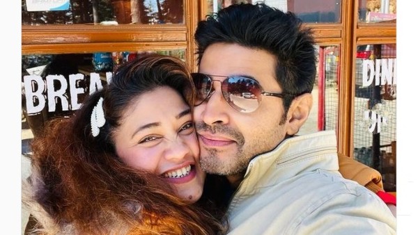 Amrapali Gupta On V-Day & Special Gift For Yash Sinha