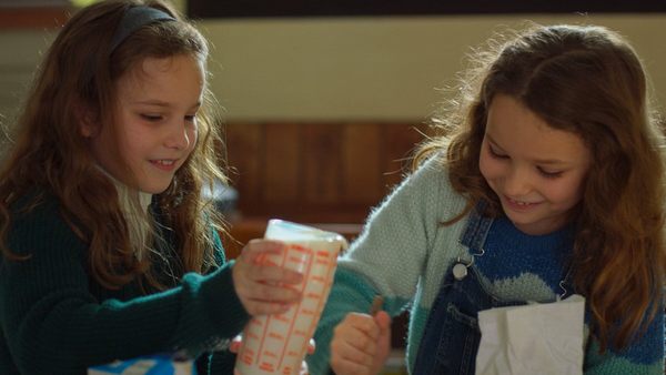 Petite Maman review Petite Maman review