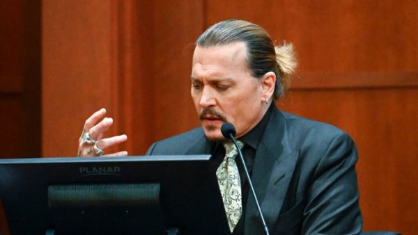 Johnny Depp Says He Won't Return To Pirates Of The Caribbean Franchise Even  If Disney Pays Him $300 Million - Filmibeat
