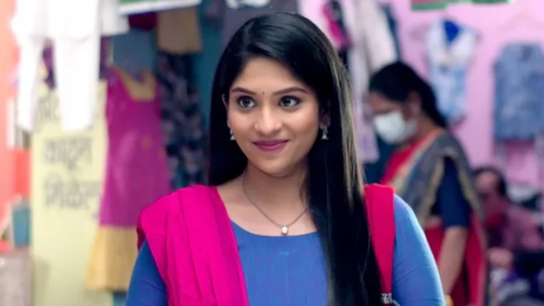 Phulala Sugandh Maticha & Thipkyanchi Rangoli