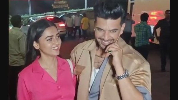 Teja Surprises Karan On DDJ Sets; Shares Videos On Her Insta Stories Teja Surprises Karan On DDJ Sets; Shares Videos On Her Insta Stories