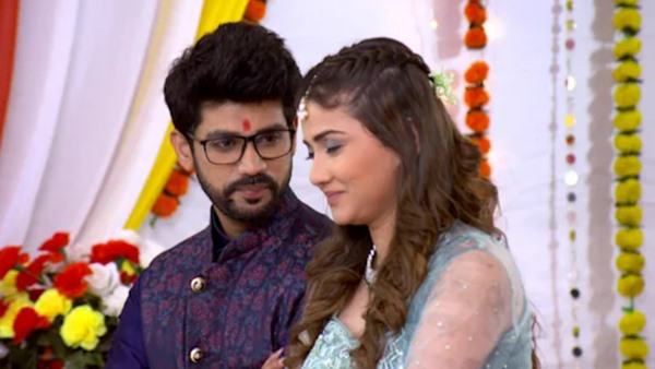 Thipkyanchi Rangoli & Mazhi Tuzhi Reshimgaath