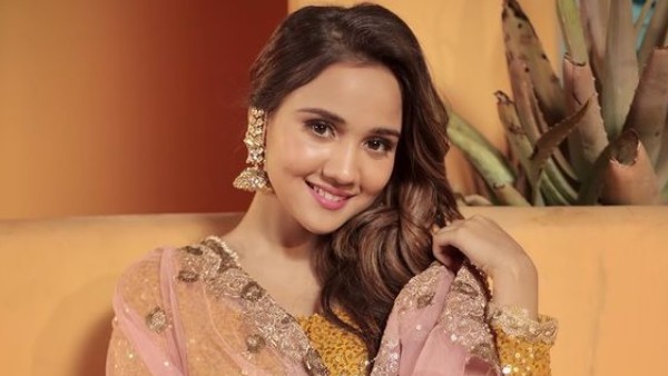 Ashi Singh Ashi Singh