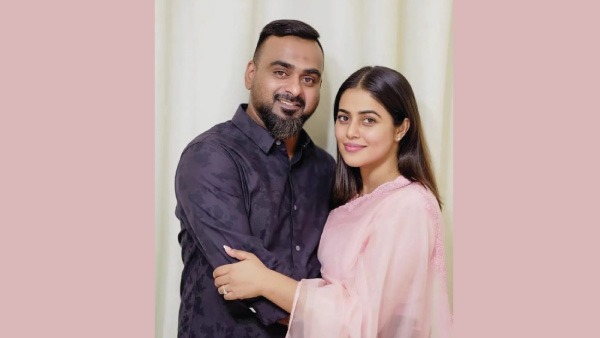 Actress Purnaa AKA Shamna Kkasim Gets Engaged To A Dubai