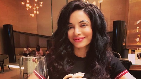 Mreenal Announces Her Engagement With BF Ashim