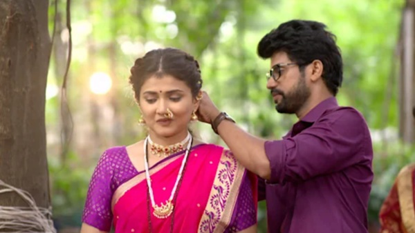 Thipkyanchi Rangoli And Mazhi Tuzhi Reshimgaath