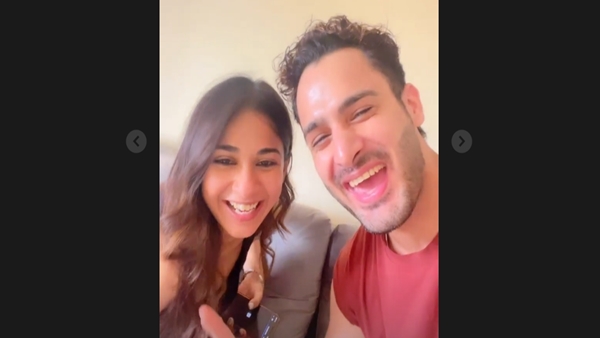 Umar Riaz Meets Vidhi Pandya After Bigg Boss 15 Umar Riaz Meets Vidhi Pandya After Bigg Boss 15