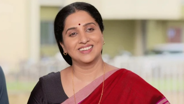 Aai Kuthe Kaay Karte And Tujhech Mi Geet Gaat Aahe