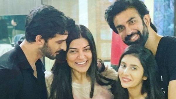 Rajeev Sen With Charu Asopa and Sushmita Sen