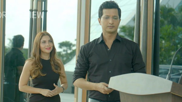 Unique in form but rather indifferent in dramatics Film: Tamasha Live Genre: Musical Drama Cast: Sachit Patil, Sonalee Kulkarni, Pushkar Jog, Bharat Jadhav, Siddharth Jadav, Yogesh Soman, Hemangi Kavi, Ayushi Bhave Tilak, Nagesh Bhonsle, Manmeet Pem , Subodh Gadge, Mrunal Deshpande, Namish Chafekar Director: Sanjay Jadhav Rating: * * Runtime: 124 mins While Marathi and Hindi films have made Tamasha and Lavni, center points of story-telling in the past ( Pinjra, Sangte Aika, Ek Hota Vidhushak, Natarang,Tamasha - Hach Khel Udya Punha) not many (none, to my knowledge) have been brave enough to incorporate Tamasha as a narrative form of cinema. Sanjay Jadhav’s ambitious attempt to use Tamasha as the form of story-telling in his film ‘Tamasha Live’ is therefore creditable. This traditional form of Marathi theatre, often with singing and dancing, influenced by Indian art forms and drawing from diverse traditions; such as kaveli, ghazals, Kathak, dashavatara, lalit and kirtan widely performed by local or travelling theatre groups within the state of Maharashtra, is the narrative form used in this film. And for this purpose Sanjay Jadhav has Siddharth Jadhav and Hemangi Kavi, the Sutradhars, flit in and out, reciting, singing and dancing while the main leads do their best to flare-up the dramatic tempo. While the Dholki is conspicuously low key here, the much older ‘sangeet bhari’ tradition is given full thrust as the Sutradhars tell the story of two rival news casters belonging to rival channels doing a Tu-Tu-main-main, indirectly haranguing on so-called-state-wide-TV, about an apparent suicide case -- of a pretty, impoverished dancer/ wannabe actress, Bhakti( Ayushi Bhave Tilak). Most of the elements of the plot here are borrowed from real life (remember Divya Bharati, Disha Salian, Sushant Singh Rajput?) and the media furore that these incidents brought in its wake. The Sutradhars introduce the incident in the opening itself and we see the young woman falling from the terrace of a high-rise and a young fledgling TV news reporter from Jan Haqq news, Shefali (Sonalee Kulkarni) who just happens to be on the spot, turn the obscure incident into her career defining breakthrough moment – much to the disgruntlement of Ashwin (Sachit Patil) of Only Ashwin fame (a sort of Marathi news Media’s Arnab Goswami) the numero uno of prime-time news until then. After that it’s a free-fall into allegations, character assassinations, outright lies and half-truths being peddled on State-wide TV with film stars, dance choreographers, Activists, Politicians and even the Chief Minister becoming the brunt of toxic innuendo (drug abuse, casting couch, rape etc.) unleashed by the warring newscasters. While trying to balance out the Tamasha elements and the visceral drama, Sanjay Jadhav literally loses the plot. The form employed here does nothing much to enhance the main plot line about the drama and deception, the behind-the-scenes of news & journalism, and that is the most disappointing aspect here. While the Tamasha is performed with gusto using a varied genre of songs (20 in number) and a variety of costumes, the drama comes across as rather shrill and directionless. The narrative tempo wilts and shrills up as the choppy editing juxtaposes colorful sequences of recitation and dance with sheer adulterated noise. The narrative doesn’t feel organic or flow smoothly enough. The ludicrous nature of mainstream TV journalism is apparent here but it’s neither a hard-hitting expose nor a heart-touching one and neither does this narrative form allow it to be recognised as a spoof. As an audience, you are bound to feel alienated from what transpires on screen. The flat, unimaginative sequences involving the newscasters, appear unadorned and unfinished. The performances also lack depth. The camerawork here is rather limiting in its scope and the helming seems more concerned with employing a unique form rather than telling a story with the appropriate gravitas.