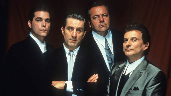 Paul Sorvino with Robert De Niro and other cast in Goodfellas Paul Sorvino with Robert De Niro and other cast in Goodfellas