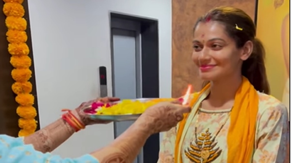 Payal Rohatgi Performs Pag Phera Ritual Post Wedding