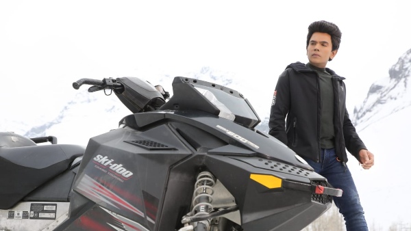 Legend Saravanans Maiden Venture The Legend Wins Hearts With Its Message