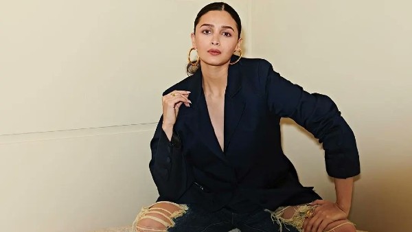 alia-bhatt-says-even-bollywood-stars-cannot-pull-crowd-to-theatres-without-content